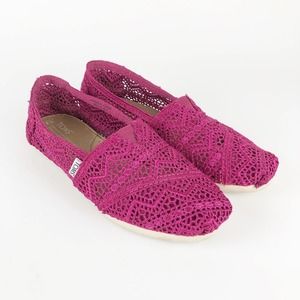 Toms Classics Plum Crochet Women's Slip On 6